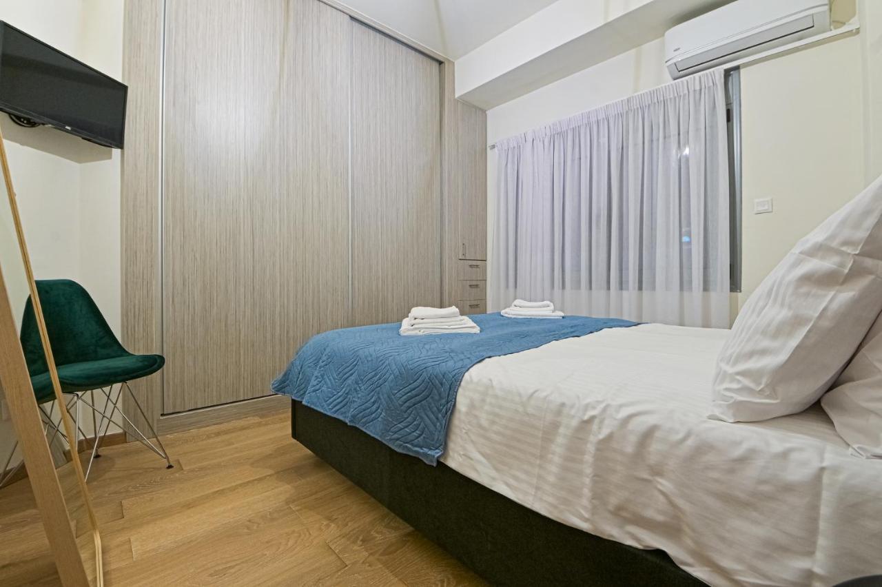 Areos Comfort Living Apartment - Alexandras Ave 72 Atene Esterno foto