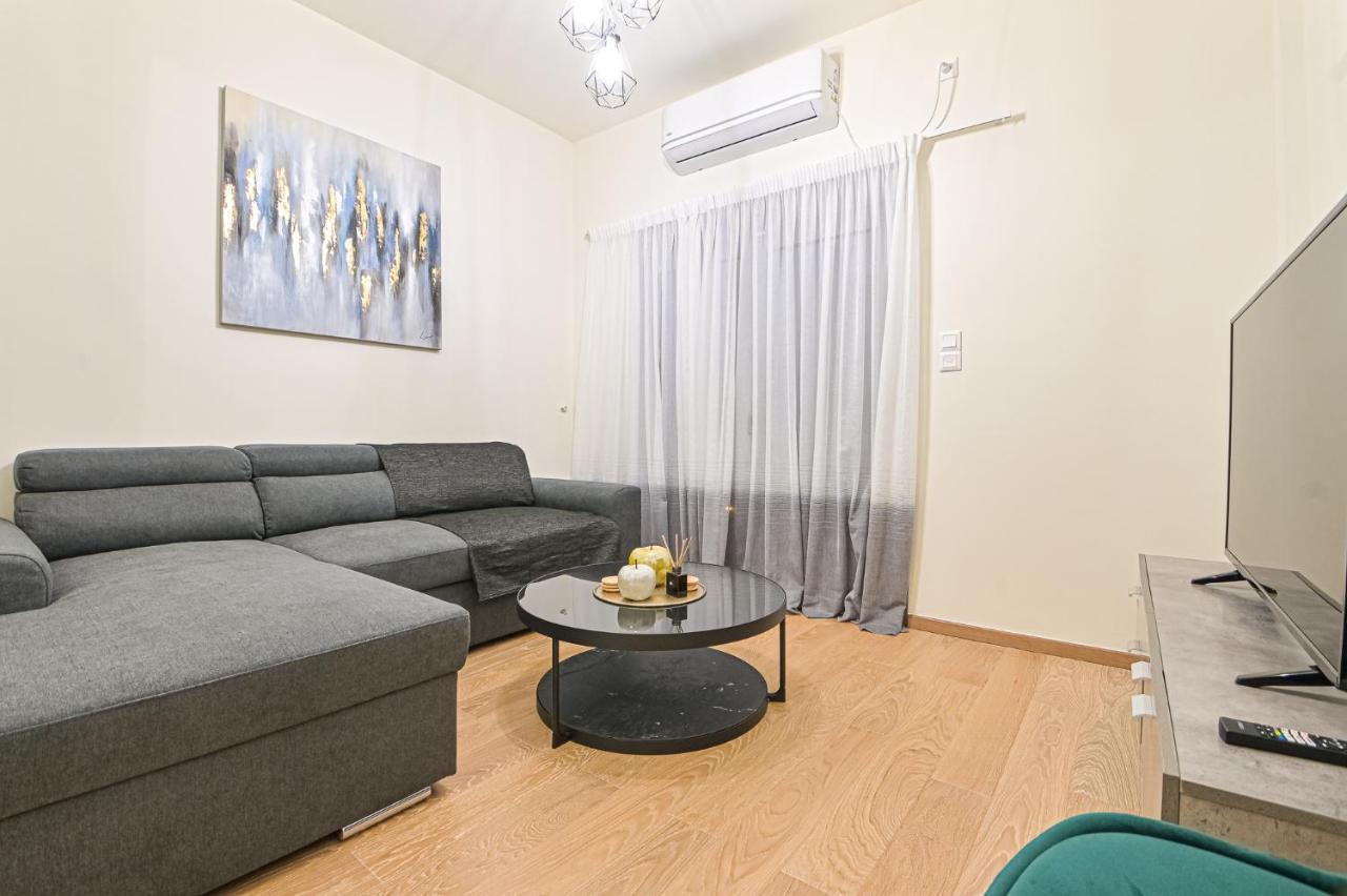 Areos Comfort Living Apartment - Alexandras Ave 72 Atene Esterno foto