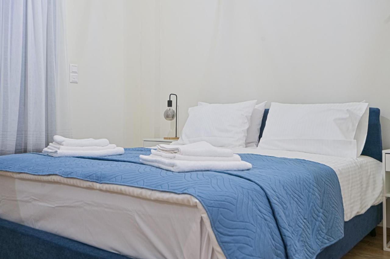 Areos Comfort Living Apartment - Alexandras Ave 72 Atene Esterno foto