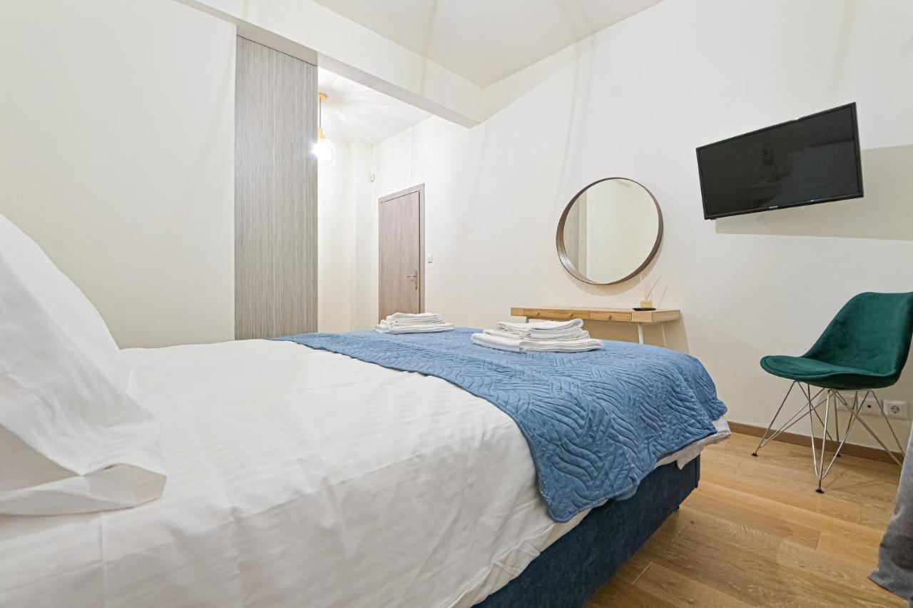 Areos Comfort Living Apartment - Alexandras Ave 72 Atene Esterno foto